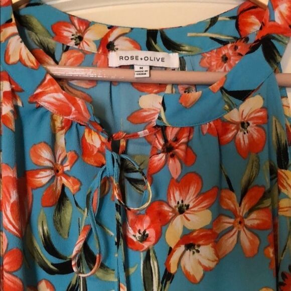 🌹 Rose & Olive Top Size Medium - Picture 4 of 6